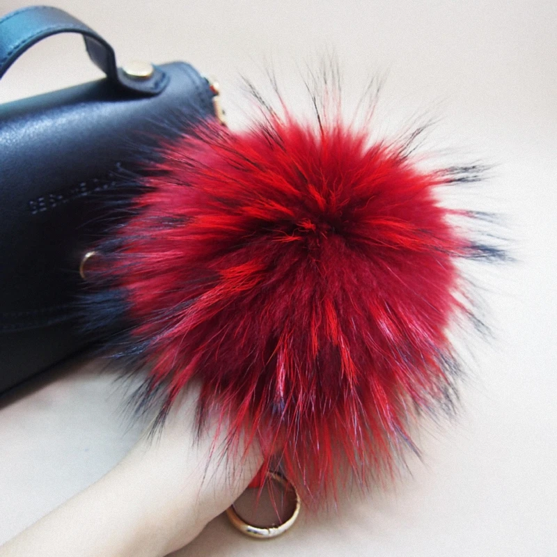 

16cm Luxury Fluffy Real Raccoon Fur Ball PomPom Plush Size Genuine Fur Keychain Metal Ring Pendant Bag Charm K042-red