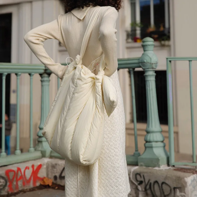 

2018 Fashion High Quality winter Female Large New Fashion Women Girl Space Bale Cotton Totes Handbag Feather Down Shoulder Bag