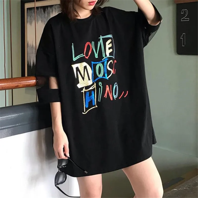 Корейская версия летняя Черная Женская Блестящая футболка с надписями и отстроченными манжетами, свободная футболка с круглым вырезом и короткими рукавами