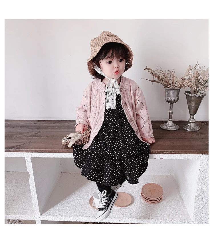 Весна девочек Винтаж японский ручной вязки свитеров для детей однотонный лепесток свитер для маленьких девочек; пальто-кардиган одежда для малышей
