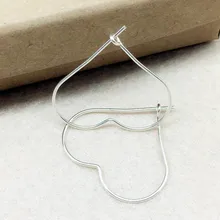 925 sterling silver earrings Heart-shaped ear ring Simple and versatile earrings Fashionable earrings for women 925 sterling silver earrings Heart-shaped ear ring Simple and versatile earrings Fashionable earrings for women