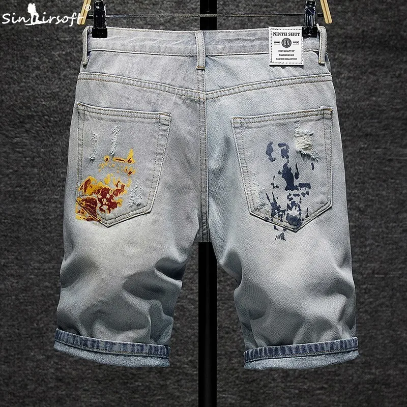 Hole Jeans Men's 2019 Summer New Listing Hot Sale Cotton Large Size Casual Shorts Men's Jeans Classic Knee Shorts 28-36 Hole Jeans Men's 2019 Summer New Listing Hot Sale Cotton Large Size Casual Shorts Men's Jeans Classic Knee Shorts 28-36