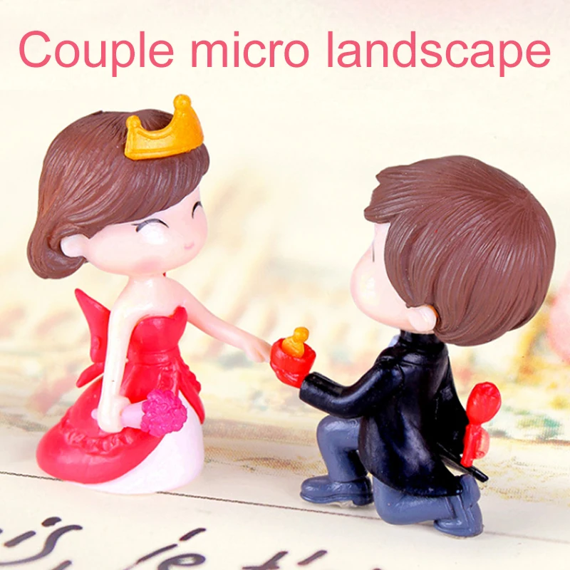 Exquisite Miniature Statues Mini Ornament Lovers Resin Fairy Garden Figurine Yard Decor Home Decoration Ornament Garden Statue