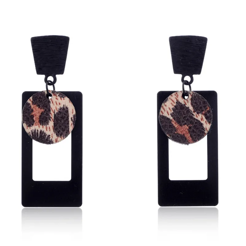 Новые Женщины Преувеличены Leopard Кожаный Черный Геометрическая Металлического
