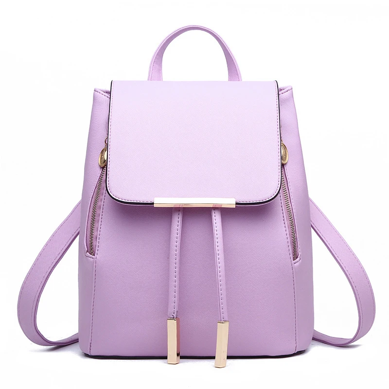 You are here Gap's collection of school bags offers a wealth of convenient features to help students make the most of their day while staying organized. Durable materials including polyester, leather, cotton and more can stand up to the demands of daily use.