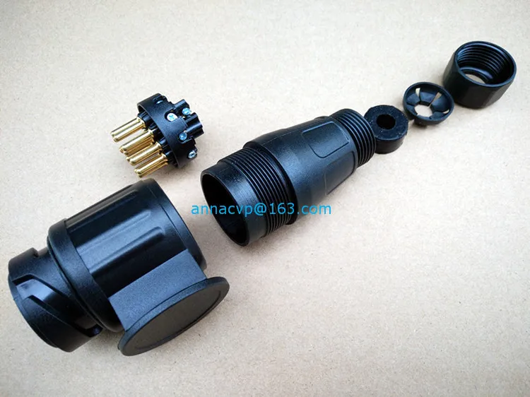13 pin plug socket set 8