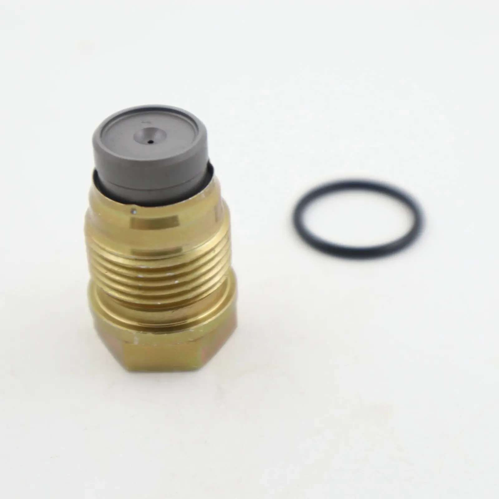 

1110010013 Fuel Rail Pressure Relief Limiter Valve For CUMMINS 4938005 For ISUZU 8973716180 For KOMATSU 6775-71-1410 For FORD