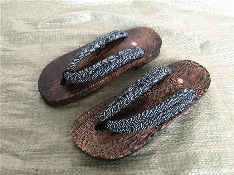 WHOHOLL Geta Anime Anime Cosplay Costumes Japanese Geta Sandals Summer Sandals Men Flat Wooden Shoes Clogs Slippers Flip-flops