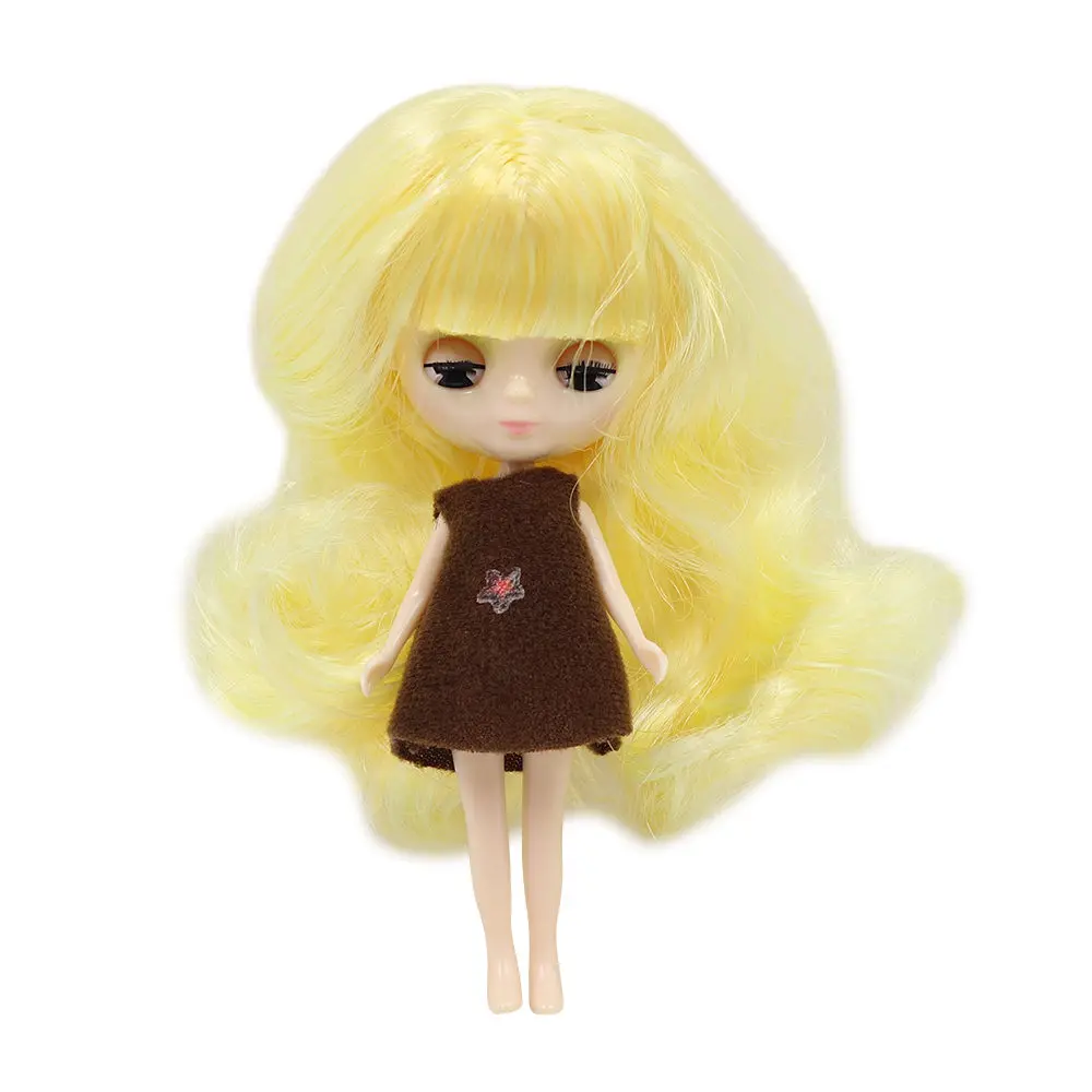 Мини Blyth ню кукла 10 см несколько волос цвет с случайным платье с/без челки нормальное тело DIY модные игрушки - Цвет: Розовый