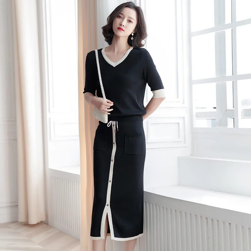 2019 Spring Summer New Temperament Ladies V-neck Half-sleeved Color Skirt Skirt Knitting Set Two-piece Women 2 Piece Skirt Set 2019 Spring Summer New Temperament Ladies V-neck Half-sleeved Color Skirt Skirt Knitting Set Two-piece Women 2 Piece Skirt Set