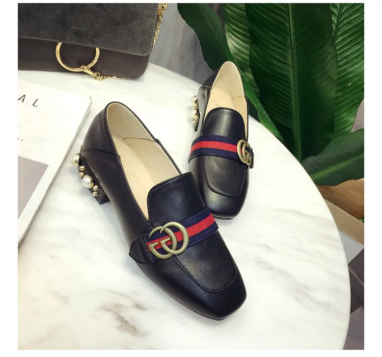 2017 new wave of small shoes autumn side of the head of pearl shoes warm flat