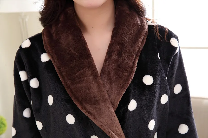men women flannel robes (8)