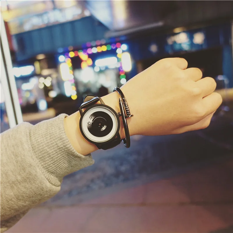 Top New Turntable Trendy Women Quartz Wat New Concept Technology Black And White Creative Watch Male And Female Students Couple Top New Turntable Trendy Women Quartz Wat New Concept Technology Black And White Creative Watch Male And Female Students Couple