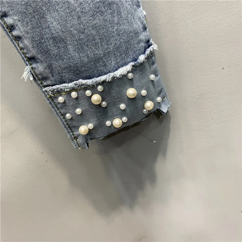 Женские джинсы с вышитыми бисером цветами узкие карандаш длиной до щиколотки