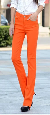 Новинка года; сезон весна-осень; яркие цвета; хлопковые брендовые плотные Стрейчевые расклешенные брюки для женщин и девочек; джинсовая одежда размера плюс - Цвет: Оранжевый