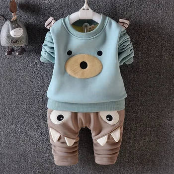 

Boy Suit Autumn and Winter New Kids Sweater Set Two pieces set