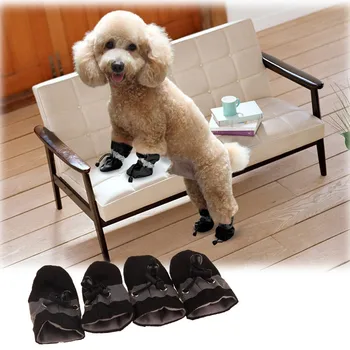 

Pet Dogs Rain Shoes 4pcs/set Chihuahua Rubber Waterproof Cats Dog Boots Anti-slip Silicone Rain Shoes for Dogs Essential Clothes