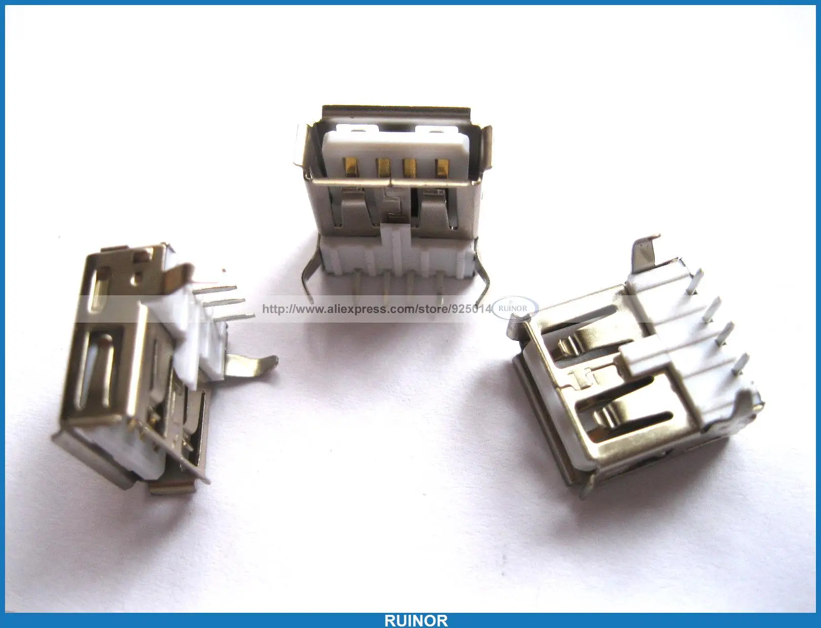 

200 pcs USB 4 Pin 90 degree Jack Female Connector, for PC Use