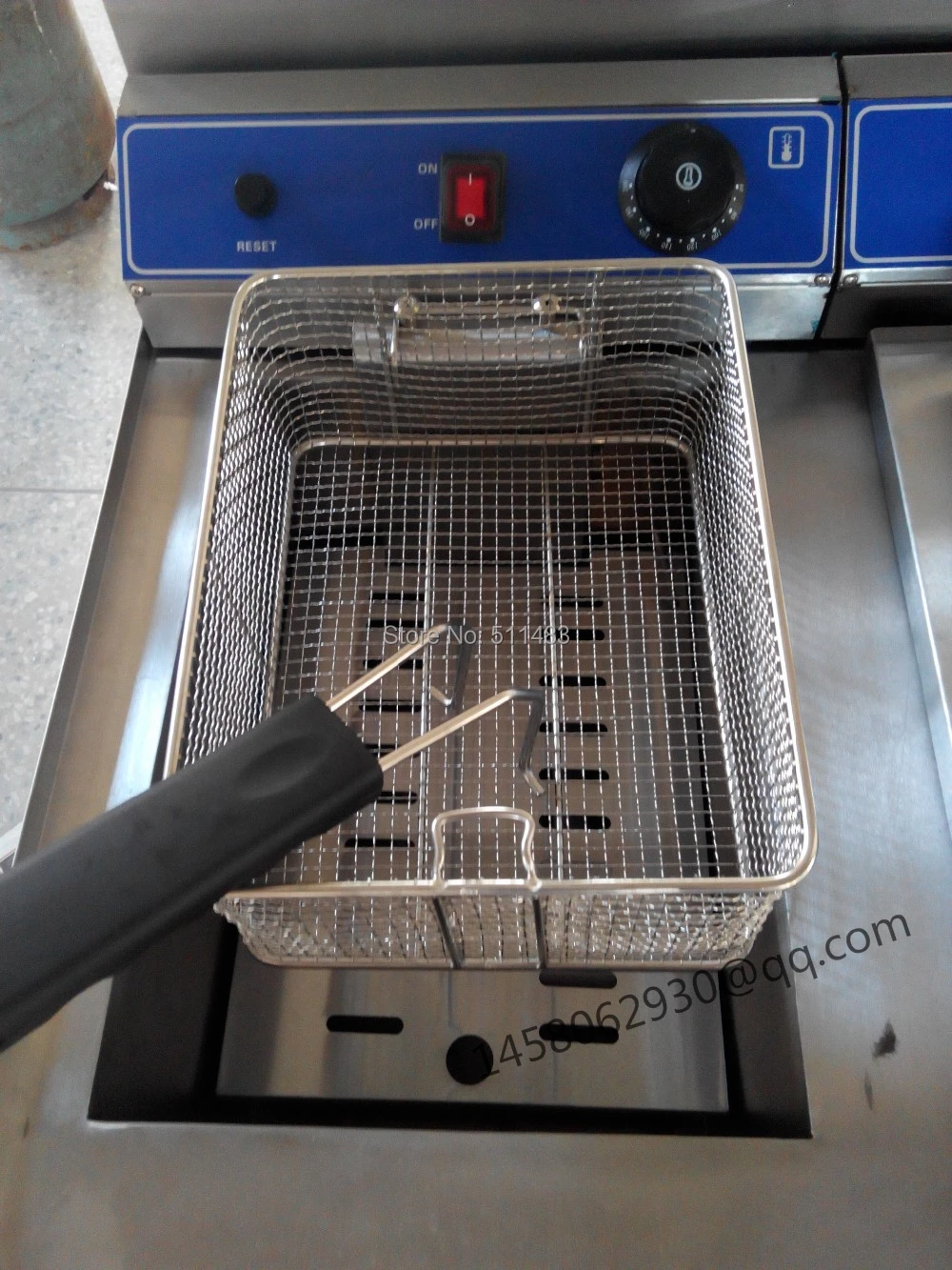 commercial fryer.jpg