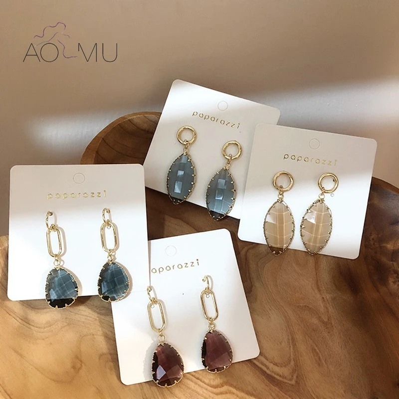 

2019 New Design Simple Personality Popular Geometric Irregular Oval Gold Metal Stud Earrings for Women Birthday Jewelry