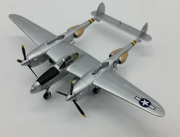 

1:72 Model of US Air Force P38 P-38 fighter Trumpeter 36433 Collection model