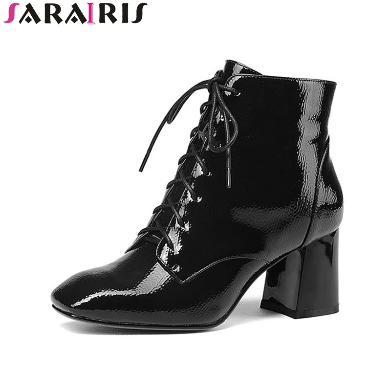 

SaraIris 2018 Spring Autumn New Arrival Black Cow Leather Lace Up Ankle Boots Zip Mature High Hoof Heel Addible Fur Women Shoes