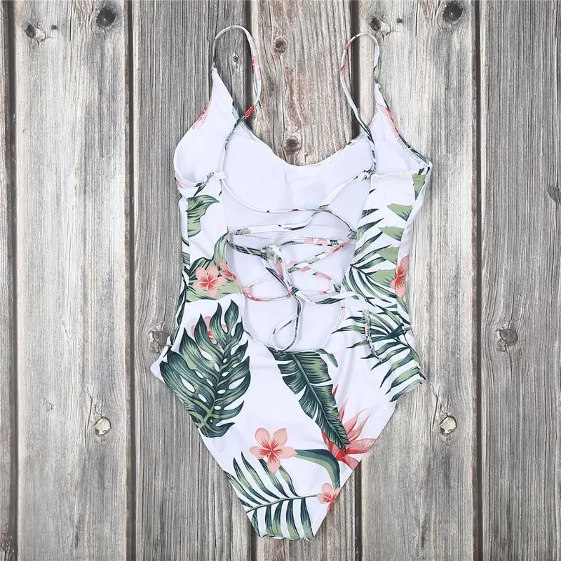 Family Matching Summer Bikini Bohemian Tropical Leaves Floral Printed Swimsuit Mom Dad Girls Boys Shorts Ruffles 4 Sizes Family Matching Summer Bikini Bohemian Tropical Leaves Floral Printed Swimsuit Mom Dad Girls Boys Shorts Ruffles 4 Sizes