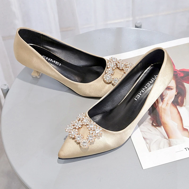 Kjstyrka Women Shoes High Heel Sexy Party Shoes Heels Women Crystal Pumps Pearl Pointed Toe High Heels Red satin wedding shoes Kjstyrka Women Shoes High Heel Sexy Party Shoes Heels Women Crystal Pumps Pearl Pointed Toe High Heels Red satin wedding shoes