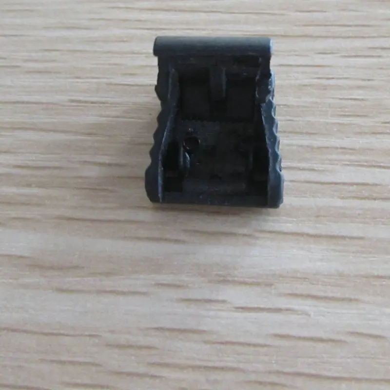 zip cord lock