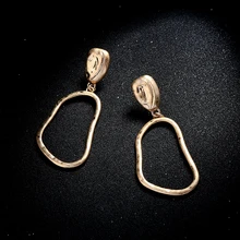 Moda nueva llegada diseño Simple pendiente de metal geométrico para mujer Vintage Color dorado accesorios de pendientes de joyería más vendidos