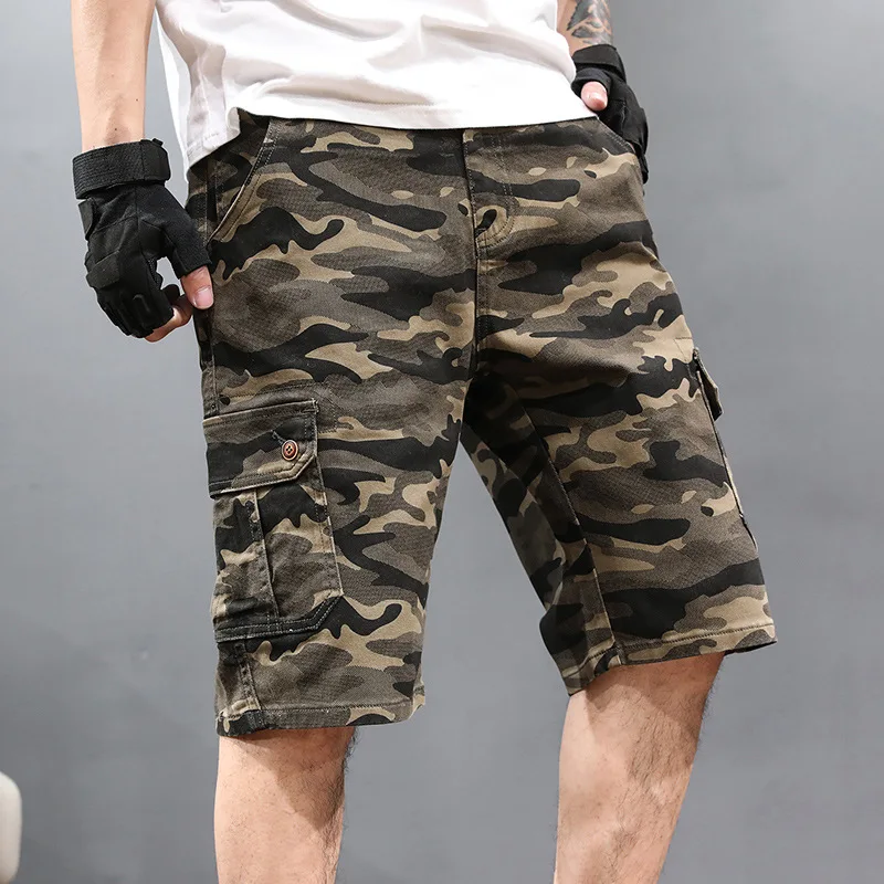 camouflage short pants