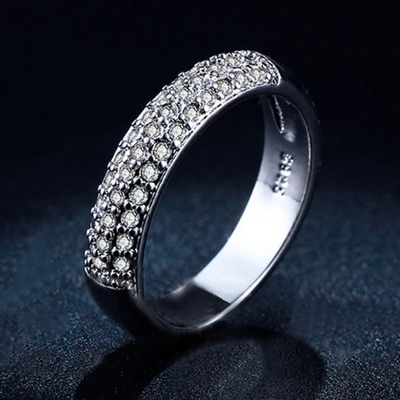 LNRRABC Woman Jewelry Fashion Simple Round Rhinestones Ring Personality Female Rings Wedding Rings For Women