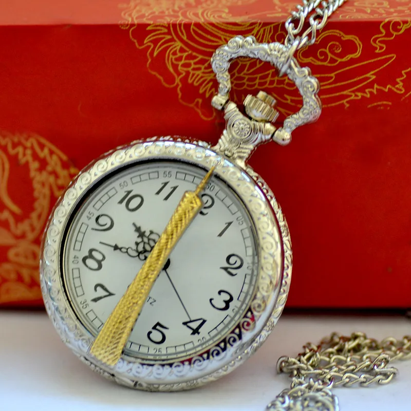 

1006 Large Vintage Fashion Casual Creative Craved Golden Canton Tower Silver White Surface Pocket Watch with Clain