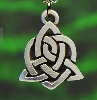 

SanLan celtics Sister Knot Necklace Irish Scottish Jewelry