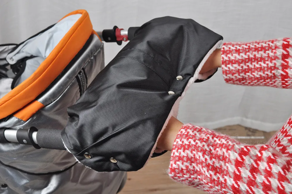 Anti-Freezing Waterproof Handlebar Warmer Fleece Gloves Baby Stroller Accessories for All Stroller Buggy and Bicycle Warmer Baby Hand Pushchair Gloves Extra Thick Pram Mittens Motorcycle Anti-Freezing Waterproof Handlebar Warmer Fleece Gloves Baby Stroller Accessories for All Stroller Buggy and Bicycle Warmer Baby Hand Pushchair Gloves Extra Thick Pram Mittens Motorcycle