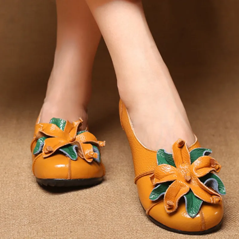 

Women Loafers Genuine Split Leather Platform Flat Heels Slip on Round Toe Flower Ethnic Sandals Ladies Shoes Zapatos Mujer 8916W