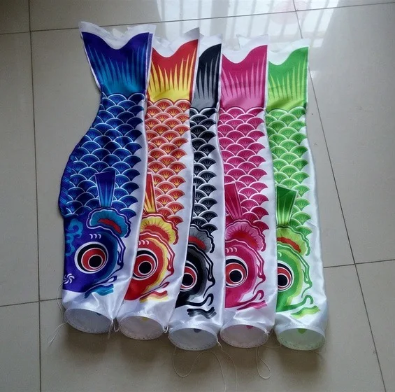 

50PCS/LOT Koi Nobori 40cm Japanese Style Colorful Carp Wind Sock Koinobori Fish Anime Fish Flags Kite Flag Hanging Decor