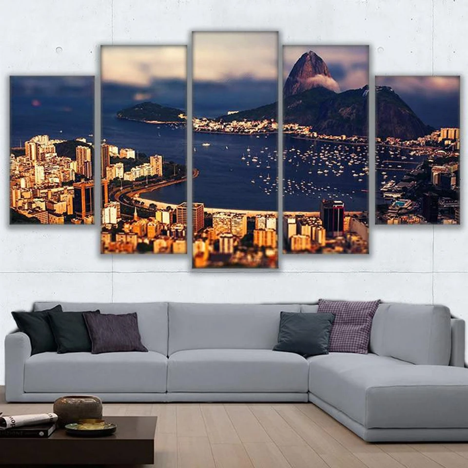 MODERNROOM_6aafbf42-8e59-4a25-a795-89e741f4113c_1024x1024