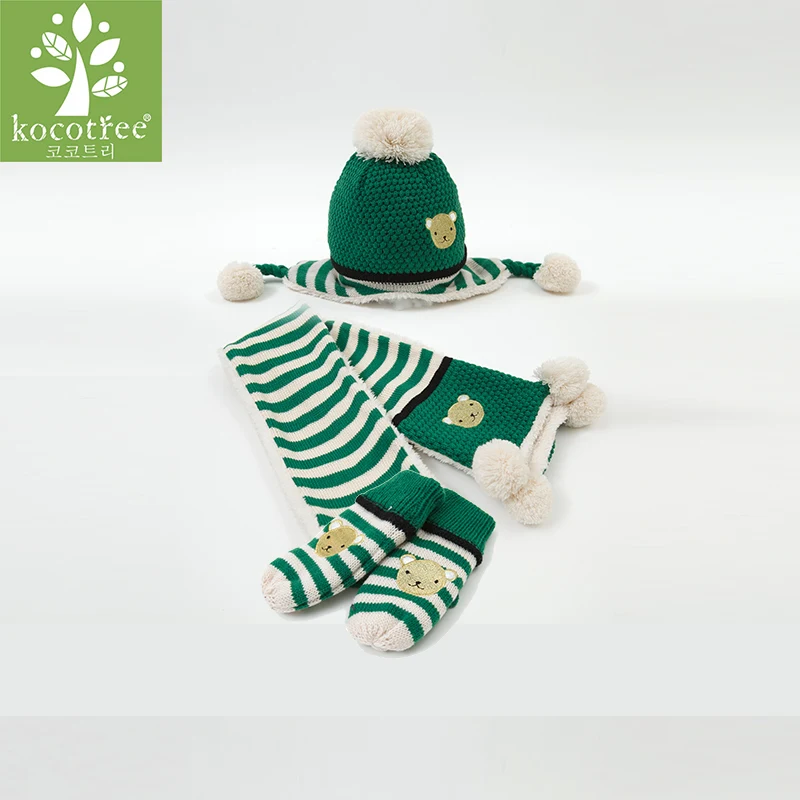 

South Korea KK tree children's winter hat scarf gloves three sets of boys and girls Girls Hat Scarf Set