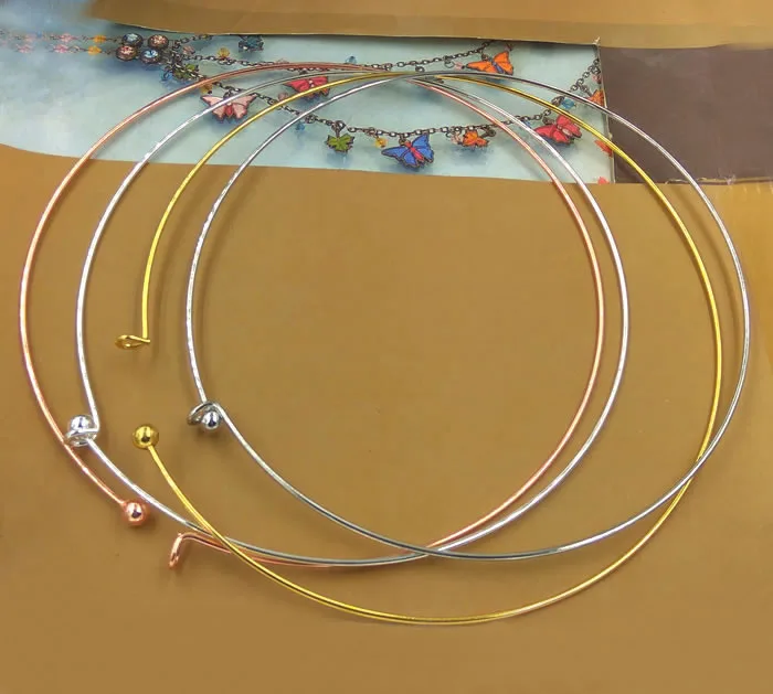 Wire Choker Necklaces Circle Torques Ball Lock for Women Lady Round