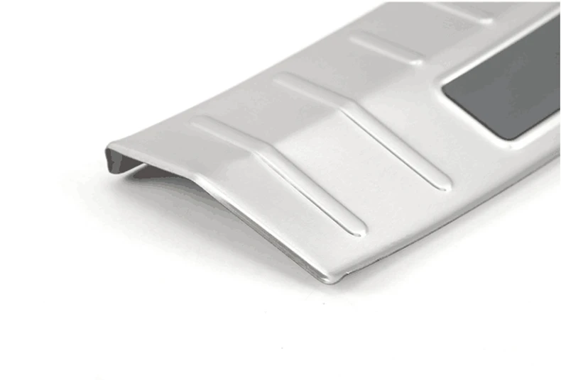 

Car Styling Accessories for VW T-ROC t roc troc 2018 Stainless Steel Rear Bumper Foot Plate Protector Door Sill Scuff Sticker