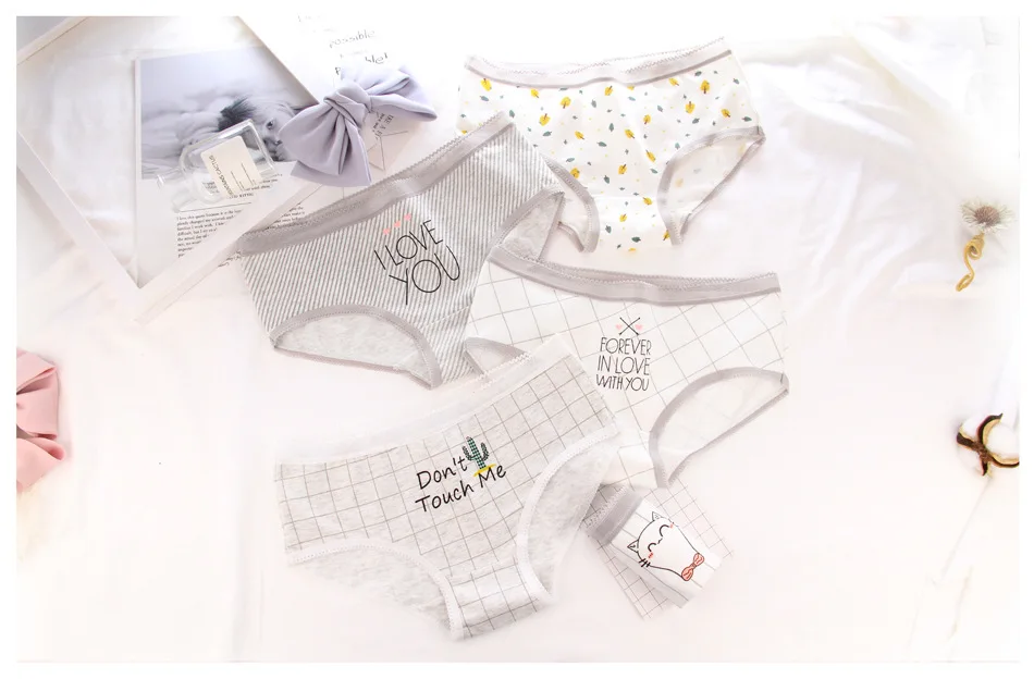 lattice-letters-print-underwear-2