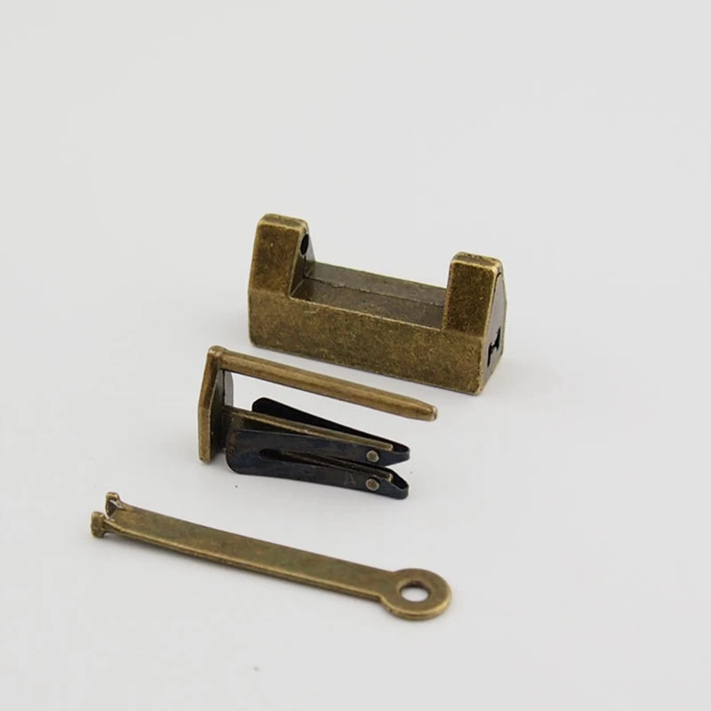 Alloy Antique Bronze Chinese Old Decorative Lock Jewelry Chest Box Lock Padlock for Wooden Wood Suitcase Drawer Cabinet 3