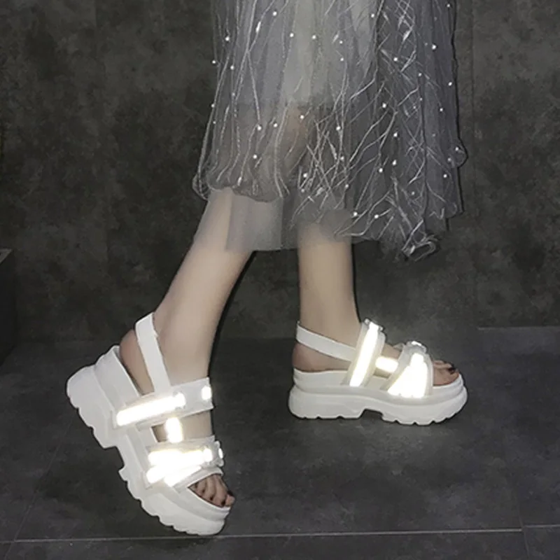 Summer Women Sandals Buckle Design Black White Wedges Platform Chunky Sandals Comfortable Women Thick Sole Beach Shoes