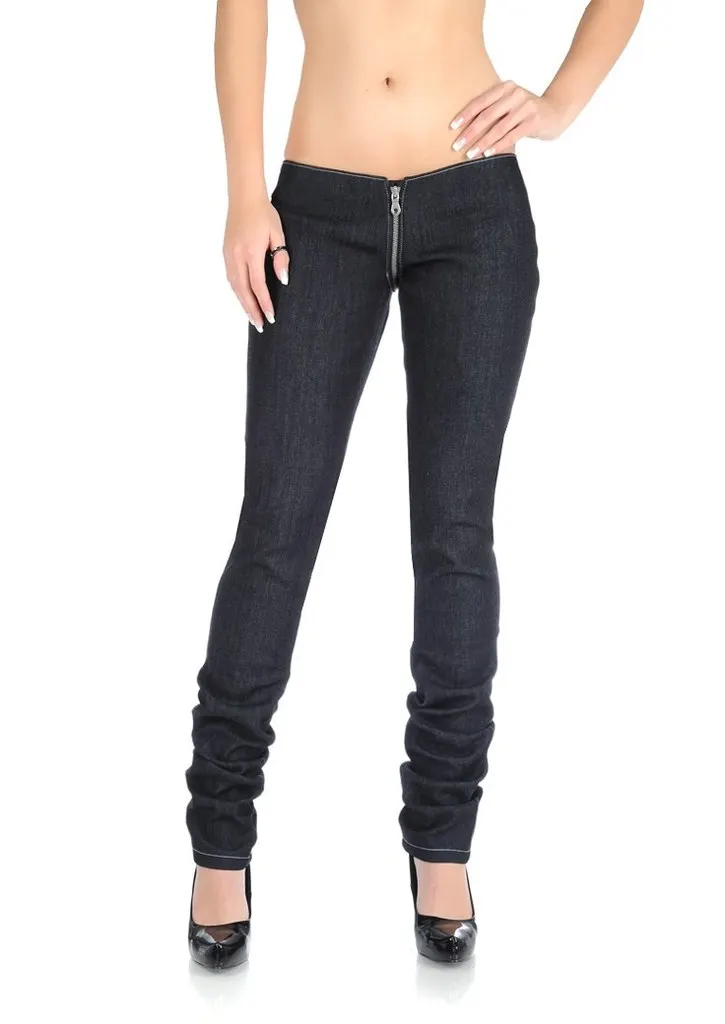 Ladies low rise jeans Low Rise Jeans. If you're not shy, low rise jeans should be on your radar. That's because they fall below your natural waist line and can help you accentuate your natural assets. But that's not to say you'll have to sacrifice comfort for style.