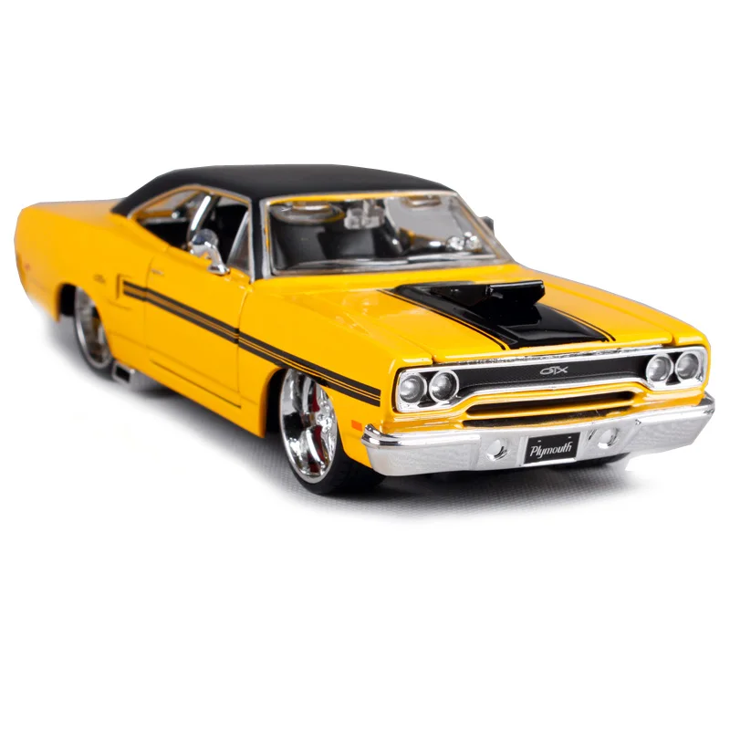 

Maisto 1:24 1970 plymouth gtx yellow car diecast 210*75*55mm vintage toy car model for collecting old motorcar diecast 31016