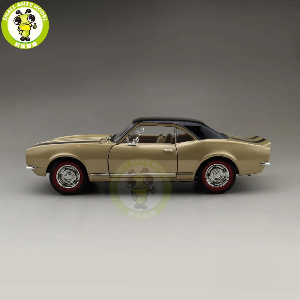 1/18 1967 Chevrolet CAMARO Z28 Road Signature Diecast Model Car Toys Boys Girls Gift - Цвет: Gold