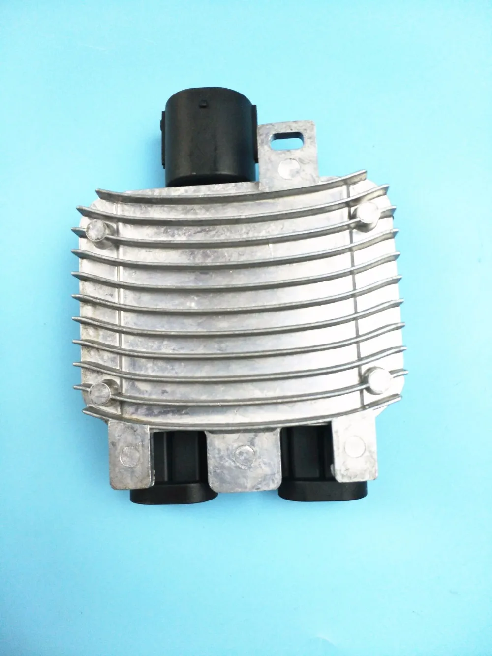 Cooling Fan Relay Radiator Control Module For Volvo S60 S80 V70 Xc70