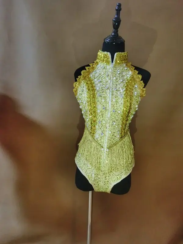 Рисунок 2 - Модное блестящее сексуальное летнее