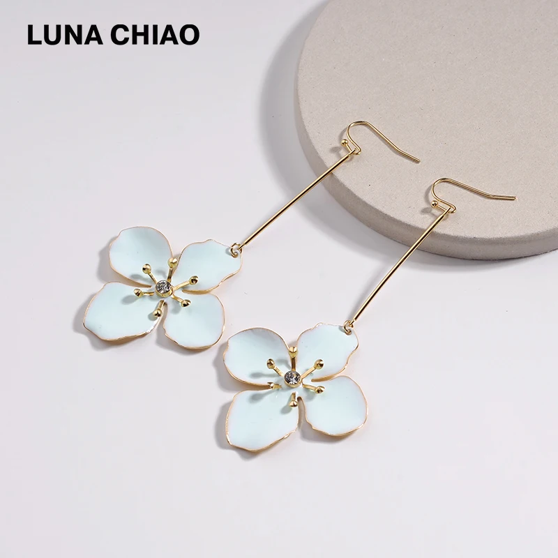 LUNA CHIAO модные Необычные эмалированные цветочные лепестки подвески Сережки для